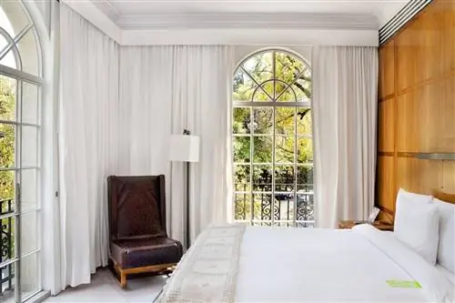 Спальня в Condesa df, Мехико отель в Мехико