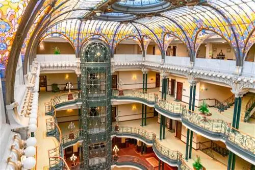 Отель Gran Hotel Ciudad de Mexico, вестибюль одного из лучших отелей Мехико.