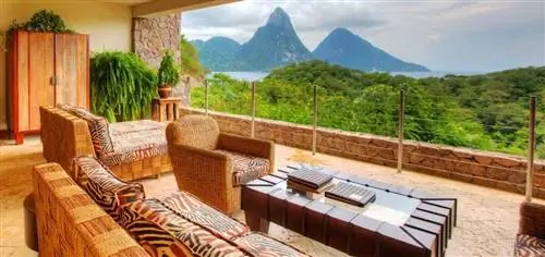Вид из гостиничного номера Jade Mountain в Сент-Люсии