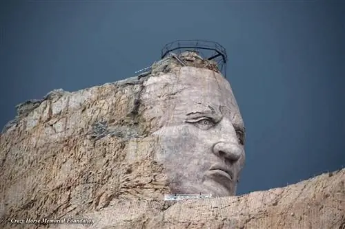 Мемориал Сумасшедшей Лошади
