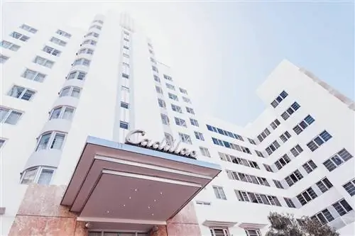 Отель Cadillac в Майами, Флорида