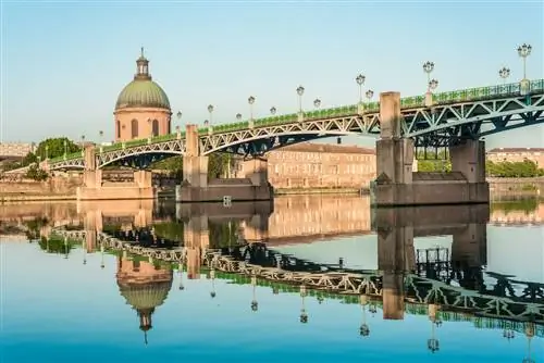 Мост Сен-Пьер, Франция.