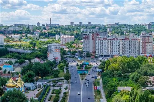 Транспортная артерия зеленого города, Кишинев, Молдова