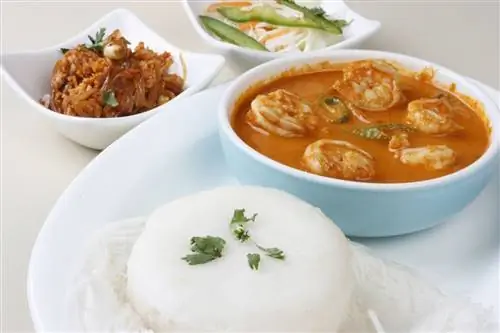 Карри из гоанской креветки с рисом