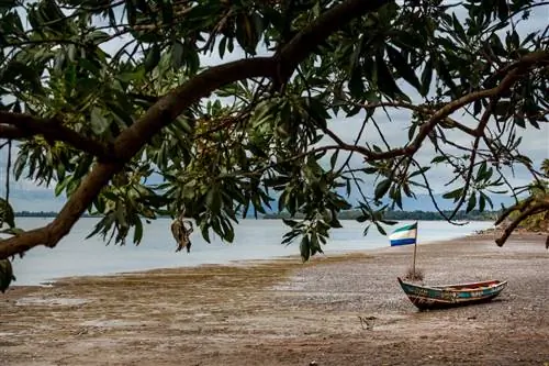 Побережье острова Банс, Сьерра-Леоне