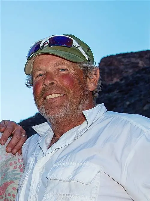 Моки Джонсон