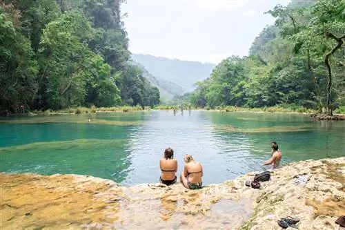Каскадные бассейны Semuc Champey