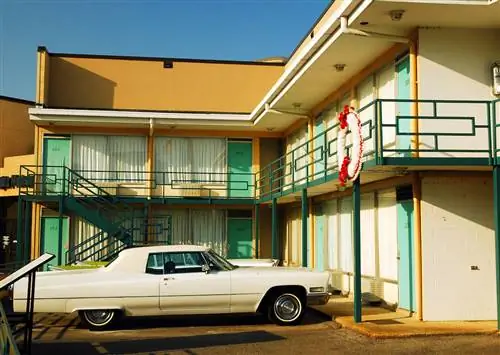 Как убийство MLK сломало Мемфис и как оно проползло обратно