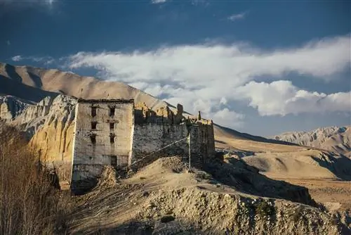 Старый дворец Ло в Царанге - Верхний Мустанг.