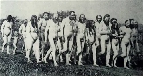 Первый марш «Сынов свободы» в 1903 году в знак протеста против материализма.