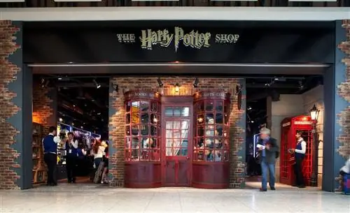 Магазин Гарри Поттера в аэропорту Хитроу