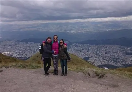 Через TravelStoke