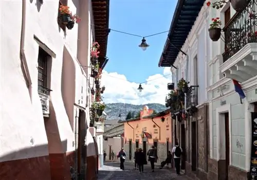 Через TravelStoke