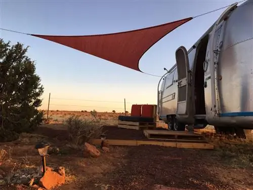 Базовый лагерь Airstream возле Гранд-Каньона, Аризона