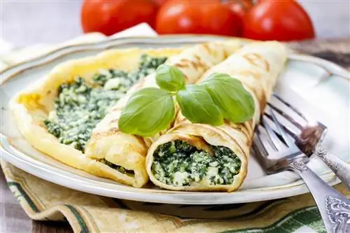 Блинчики с начинкой из сыра и шпината
