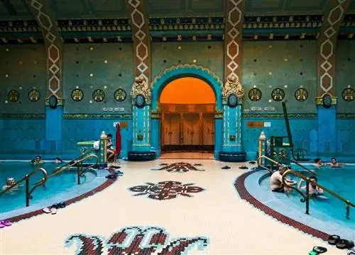 Интерьер Gellert Spa and Bath