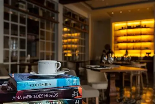 Библиотека в отеле Conrad Cartagena в Картахене, Колумбия