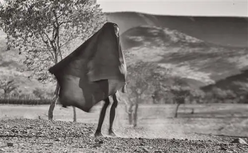 Откройте для себя народ химба в Намибии