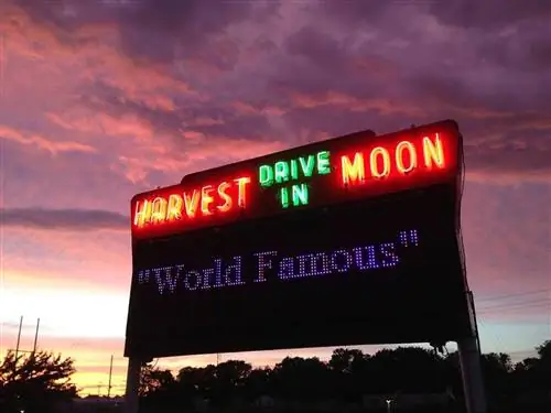 Театр Harvest Moon Twin Drive-in