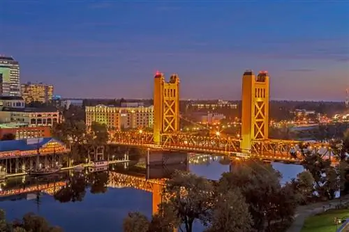 6 невероятных городов США, скрывающихся у всех на виду