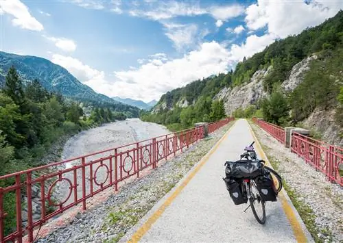 5 потрясающих велосипедных маршрутов без автомобилей, чтобы по-настоящему исследовать Италию