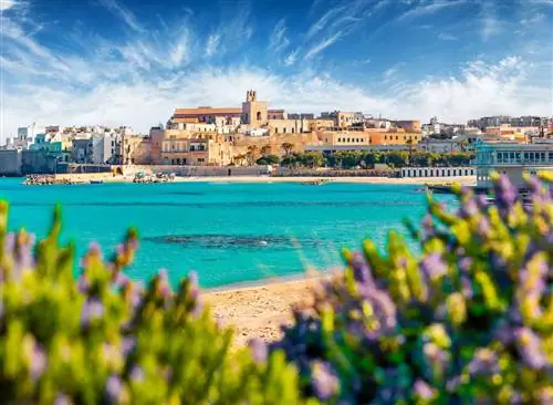 Как проехать на велосипеде по нетронутому побережью Апулии, Италия