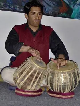 Игрок на табле в Лахоре Читркар