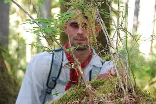 Красный камень на площади Один квадратный дюйм тишины