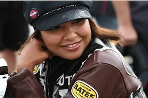 Что у тебя в рюкзаке, Пегги Ллевелин?