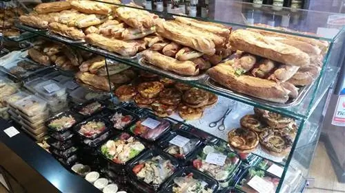 Ле Пети Люкс