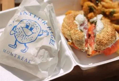 Сэндвич с бубликом на вынос