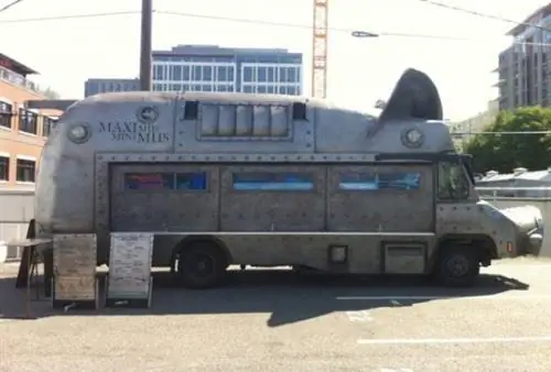 MAXIMUS MINIMUS продовольственный грузовик