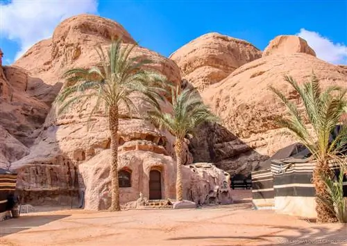 Оздоровительный путеводитель по горячим источникам, пляжам и ретритам Иордании