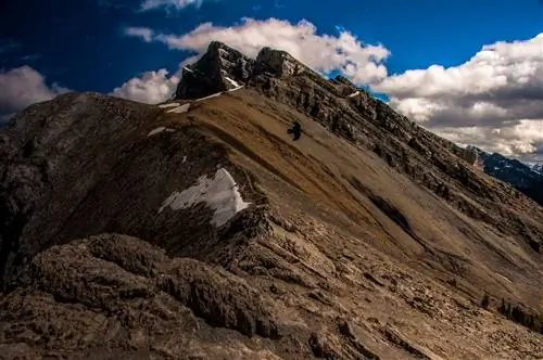 Лето в канадских Скалистых горах: лучшие места для приключений