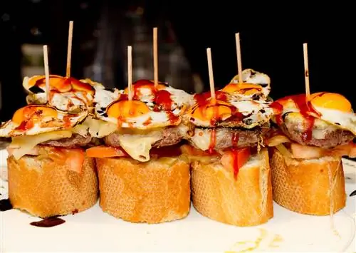 12 блюд и напитков, которые стоит попробовать в Кентукки перед смертью