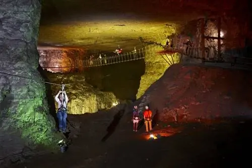 Зиплайн Мега пещеры Луисвилля