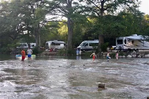 Речной парк на колесах