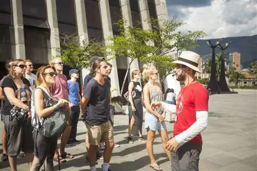 Пешеходные экскурсии по Медельину