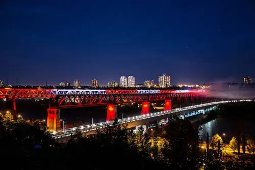 Высокоуровневый мост в Эдмонтоне не используется повторно