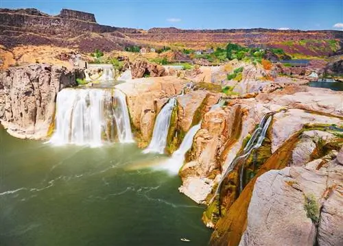 Водопад Шошон в Айдахо - один из лучших водопадов в США.