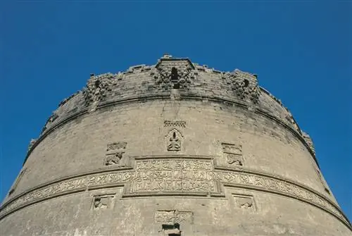 Диярбакырская башня