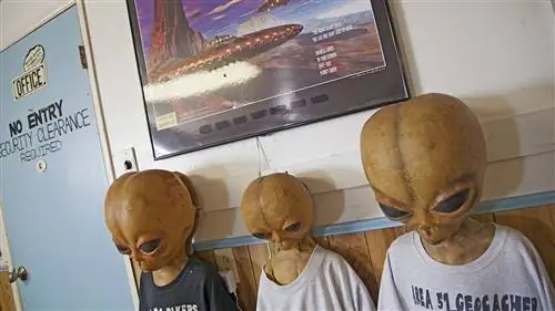 Little AleInn Рэйчел Невада Внеземное шоссе