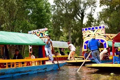 Xochimilco trajineras Мехико