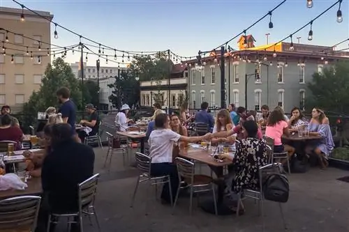 Романтические развлечения в Роли, Северная Каролина