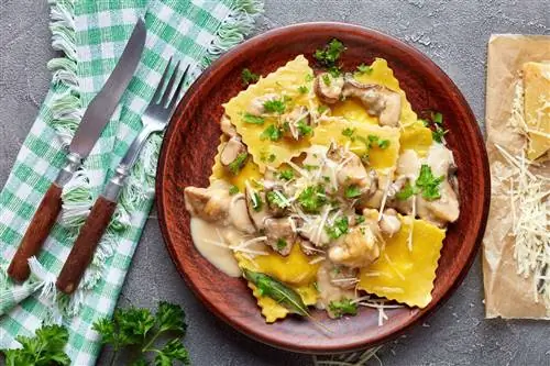 тарелка с равиоли