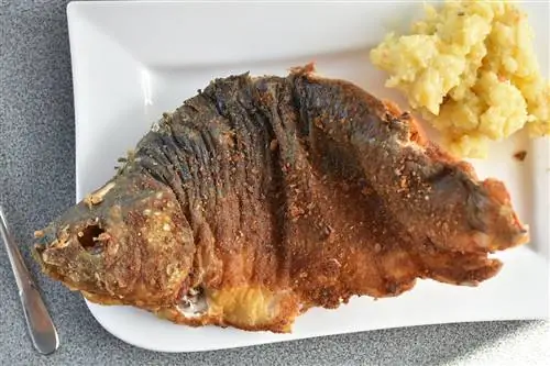 Запеченный карп