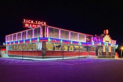 Tick Tock Diner, лучшая закусочная в новой майке