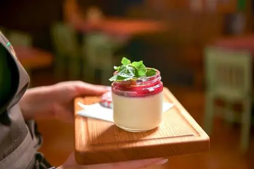 клубничная панакота