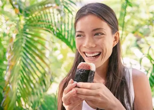 5 культовых блюд на Гавайях, приготовленных многими людьми, которые называют острова своим домом