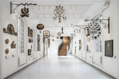 Salle des enseignes Musee Carnavalet в Париже